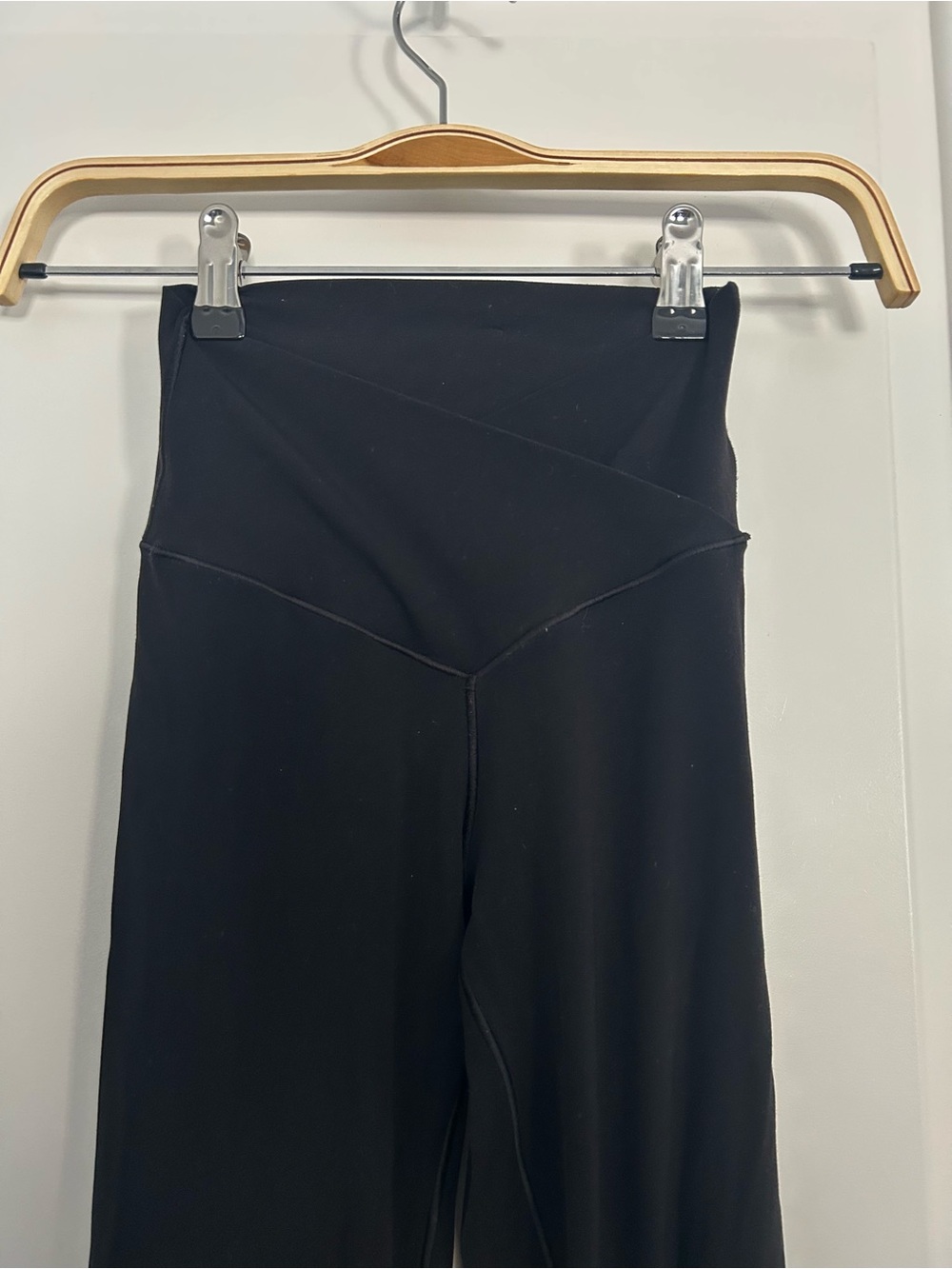 Aerie Offline Real Me Super Flare High Rise Short Inseam Flared Leggings - Picture 2 of 4
